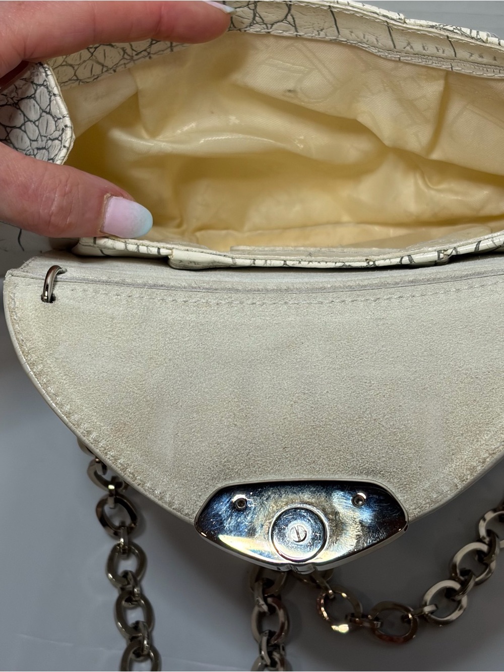 Furla Croc-Embossed Off White Shoulder Bag with Chain Strap - Picture 7 of 8